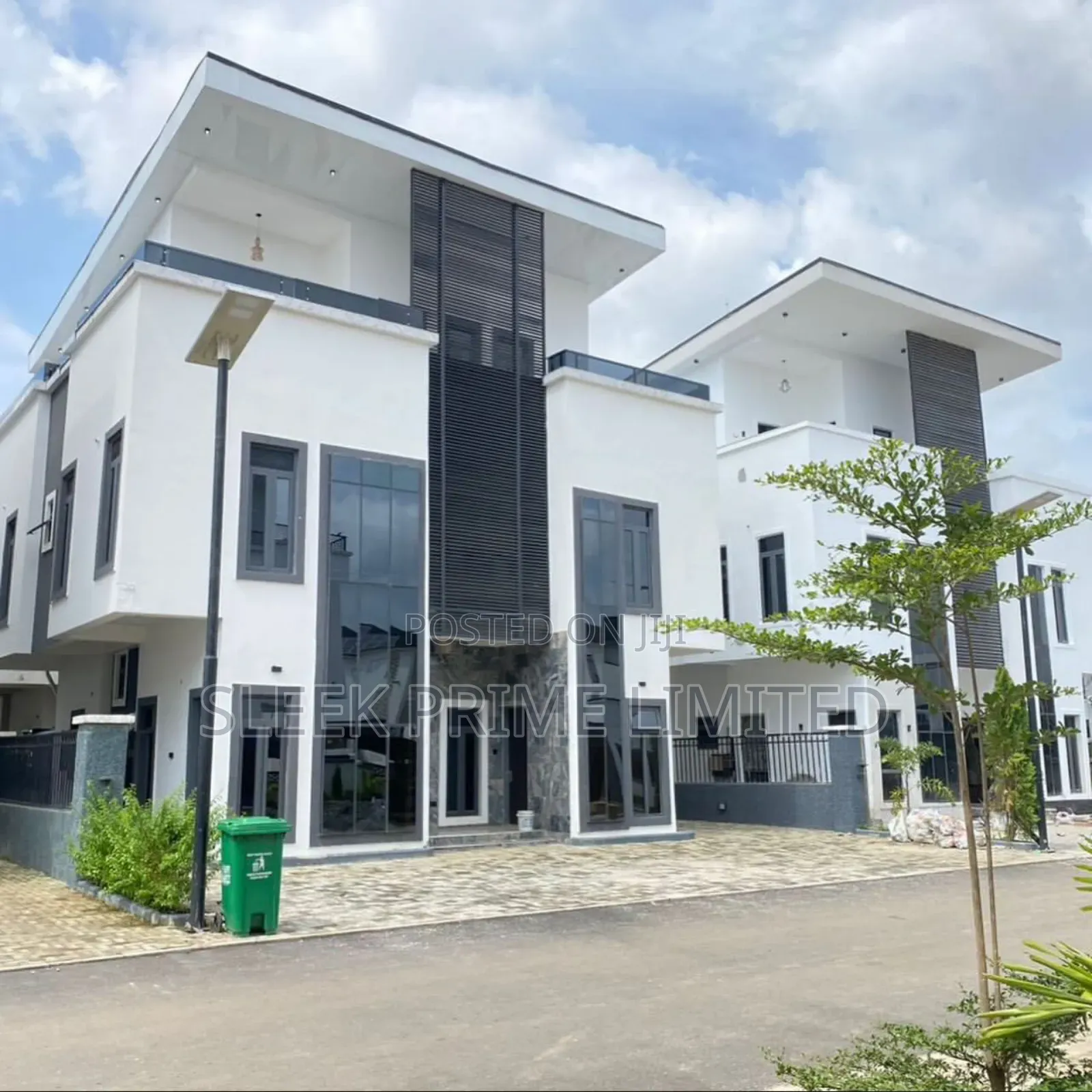 4bdrm Duplex in Jahi for sale in Jahi
