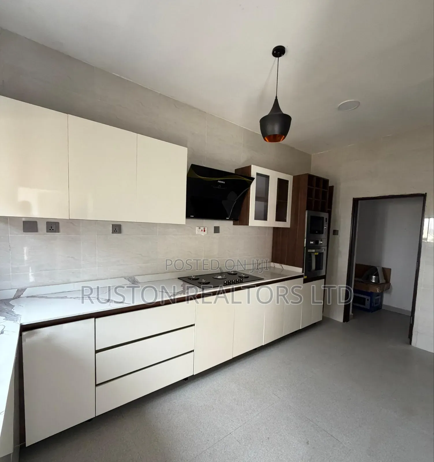 4bdrm Duplex in Akobo for sale in Akobo