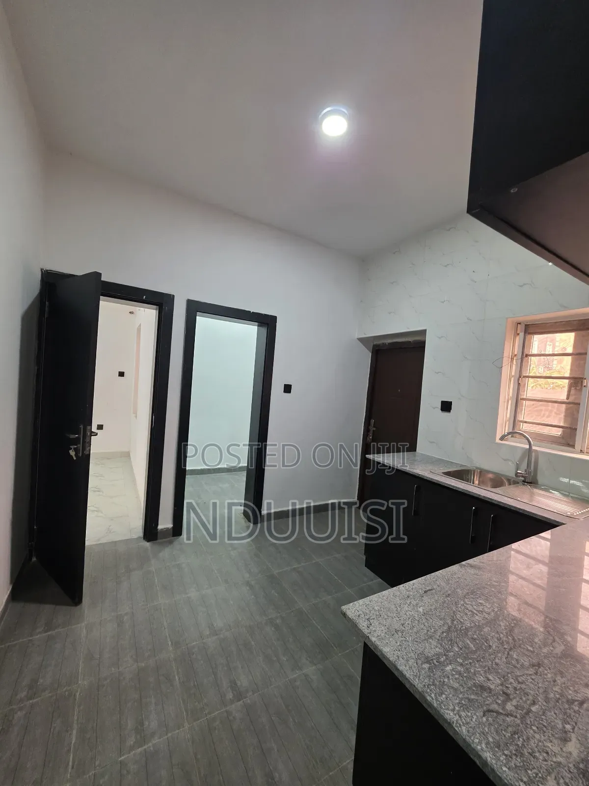 16bdrm Apartment in Jahi for sale in Jahi