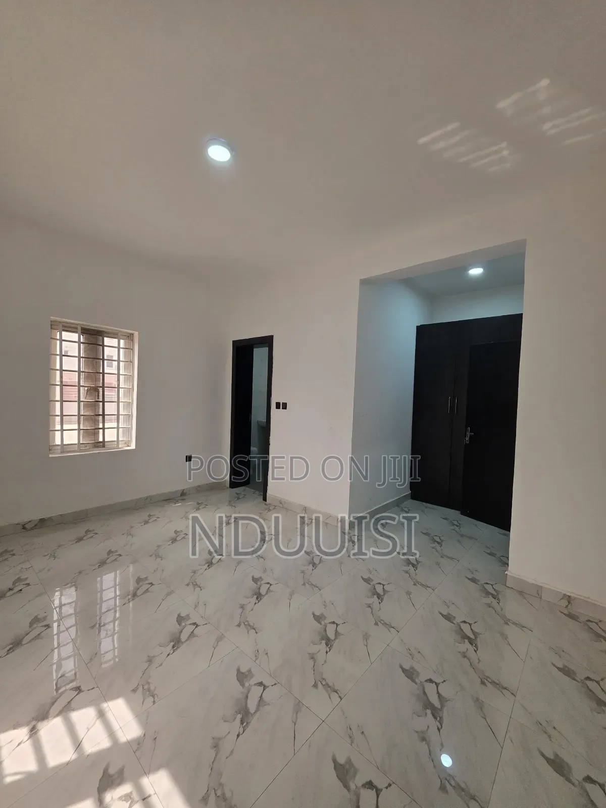 16bdrm Apartment in Jahi for sale in Jahi