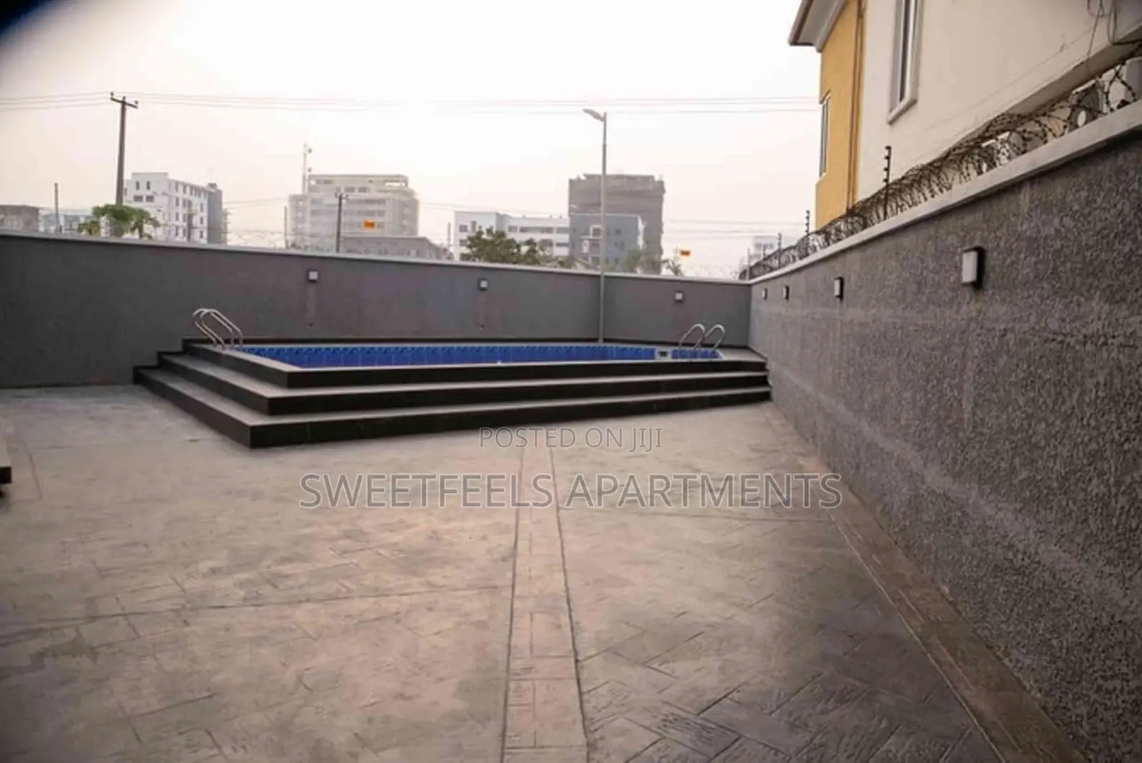 Unique 2 Bedroom Apartment in Lekki Phase 1