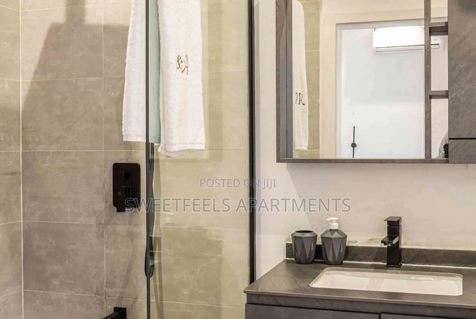 Unique 2 Bedroom Apartment in Lekki Phase 1