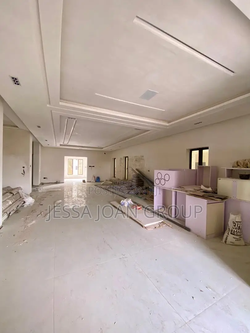 6bdrm Duplex in Katampe Extension for sale in Katampe Extension