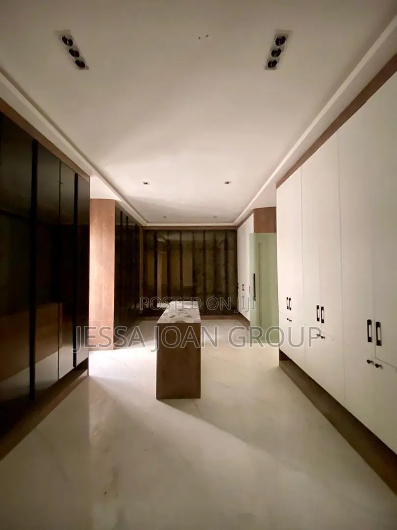 6bdrm Duplex in Katampe Extension for sale in Katampe Extension