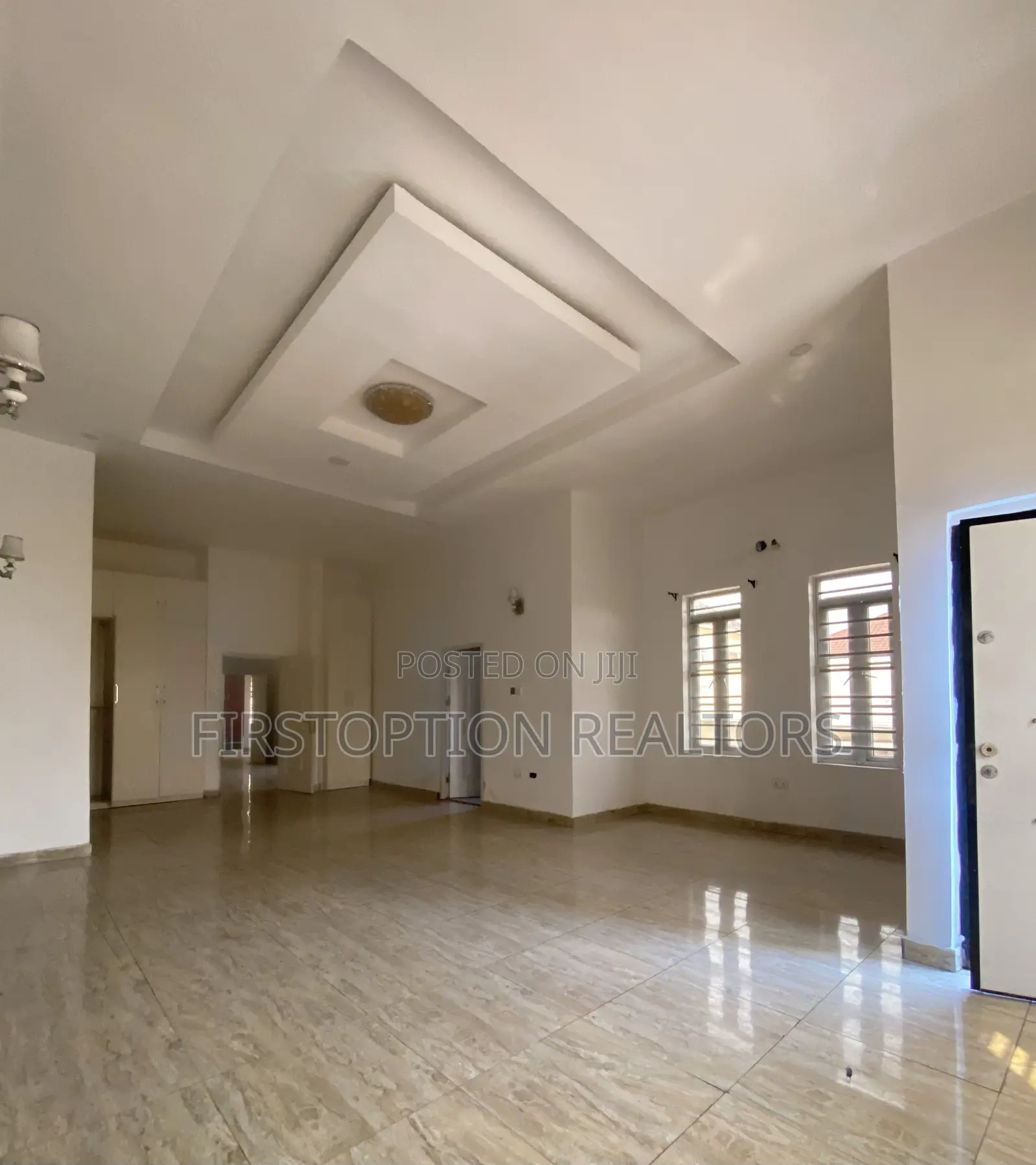4bdrm Duplex in Ikota for sale in Ikota