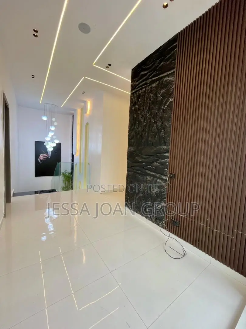 5bdrm Duplex in Lekki Gardens Estate for sale in Lekki Gardens Estate