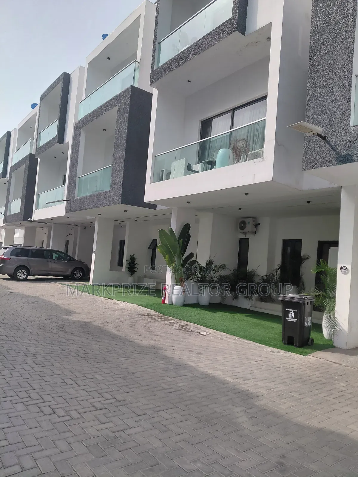 4bdrm Duplex in Orchid Lekki Lagos for sale in Lekki