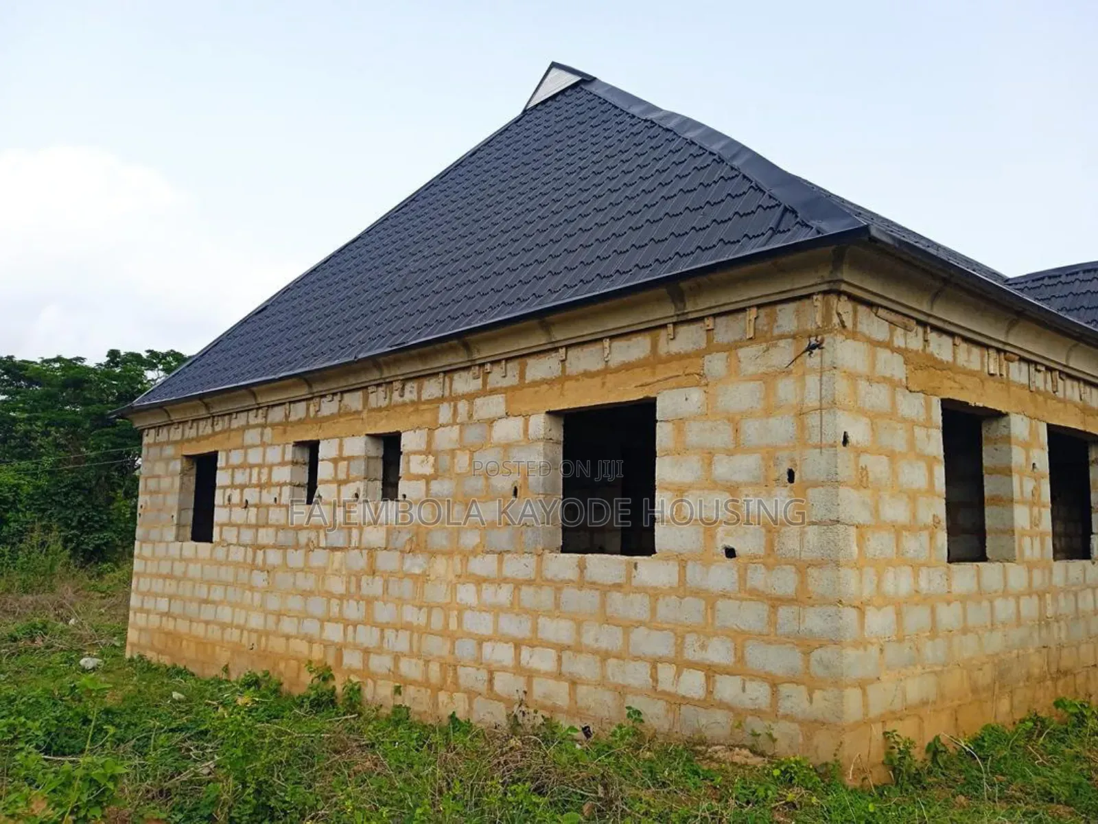 3bdrm Bungalow in Ajobiewe, Ibadan Polytechnic/University for sale in Ibadan Polytechnic/University