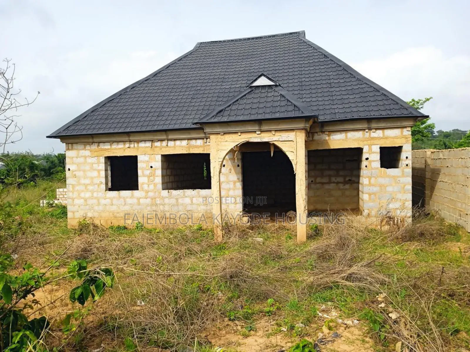 3bdrm Bungalow in Ajobiewe, Ibadan Polytechnic/University for sale in Ibadan Polytechnic/University
