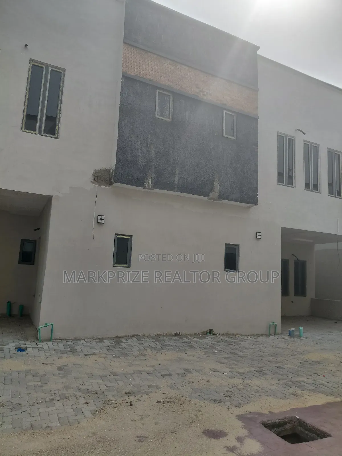 4bdrm Duplex in Orchid Lekki Lagos for sale in Lekki