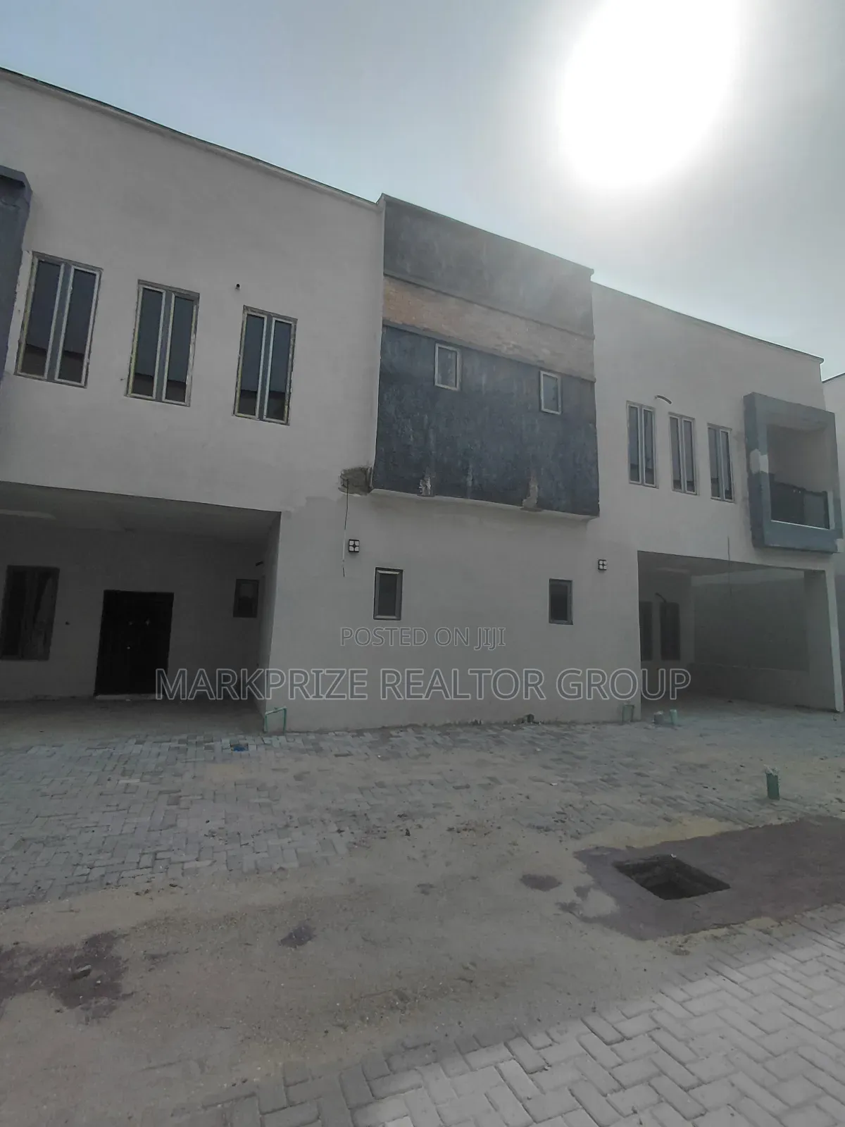 4bdrm Duplex in Orchid Lekki Lagos for sale in Lekki