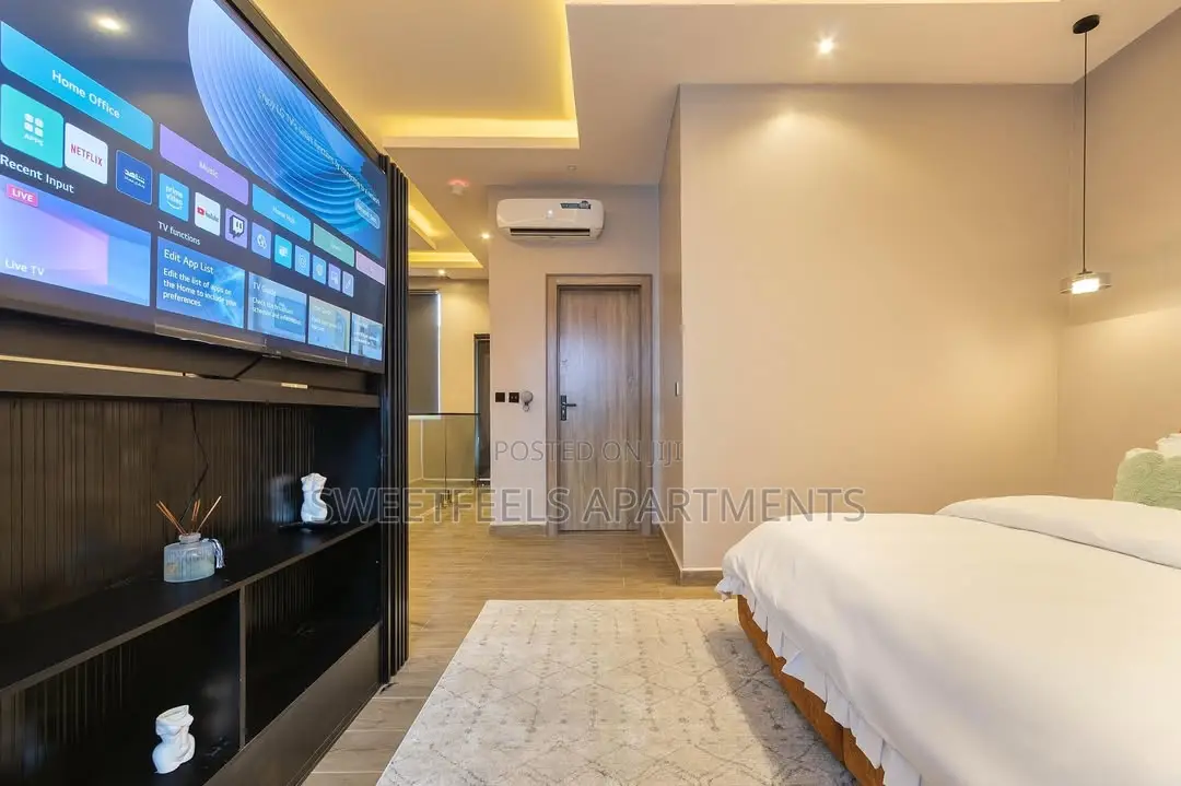 Luxurious One Bedroom Loft Apartment . in Lekki Phase 1