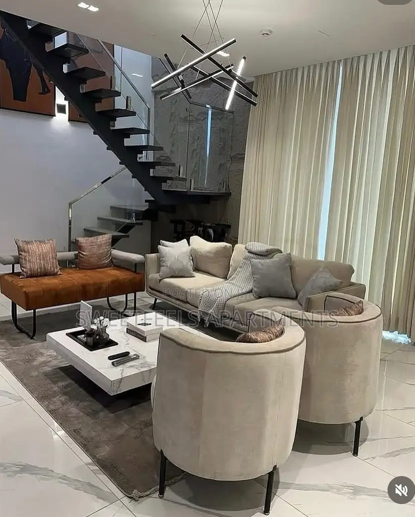 Luxury and Spacious 3 Bedroom Penthouse With Balconie,Pool and Gym in Lekki Phase 1
