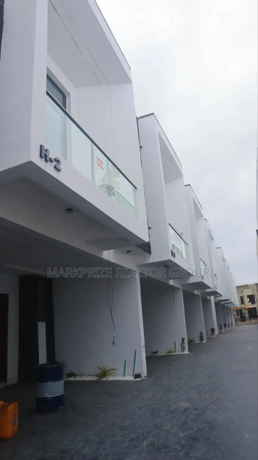4bdrm Duplex in Ikota Gra Lekki for sale in Ikota
