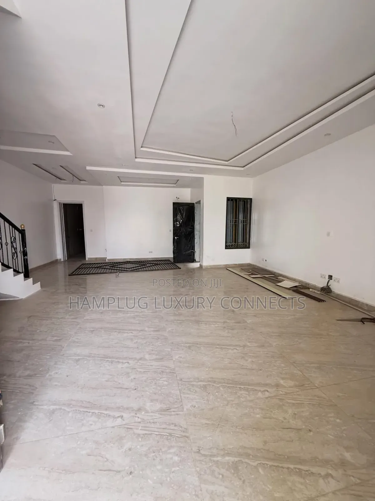 4bdrm Townhouse/Terrace in Lifecamp for sale in Life Camp