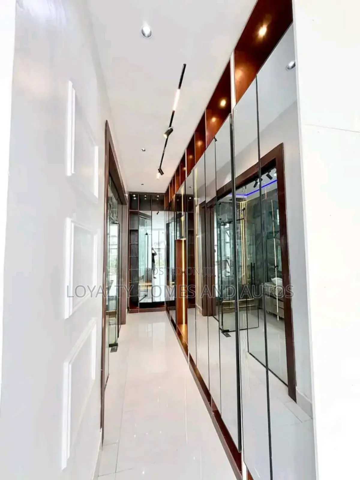 5bdrm House in Ikate for sale in Ikate