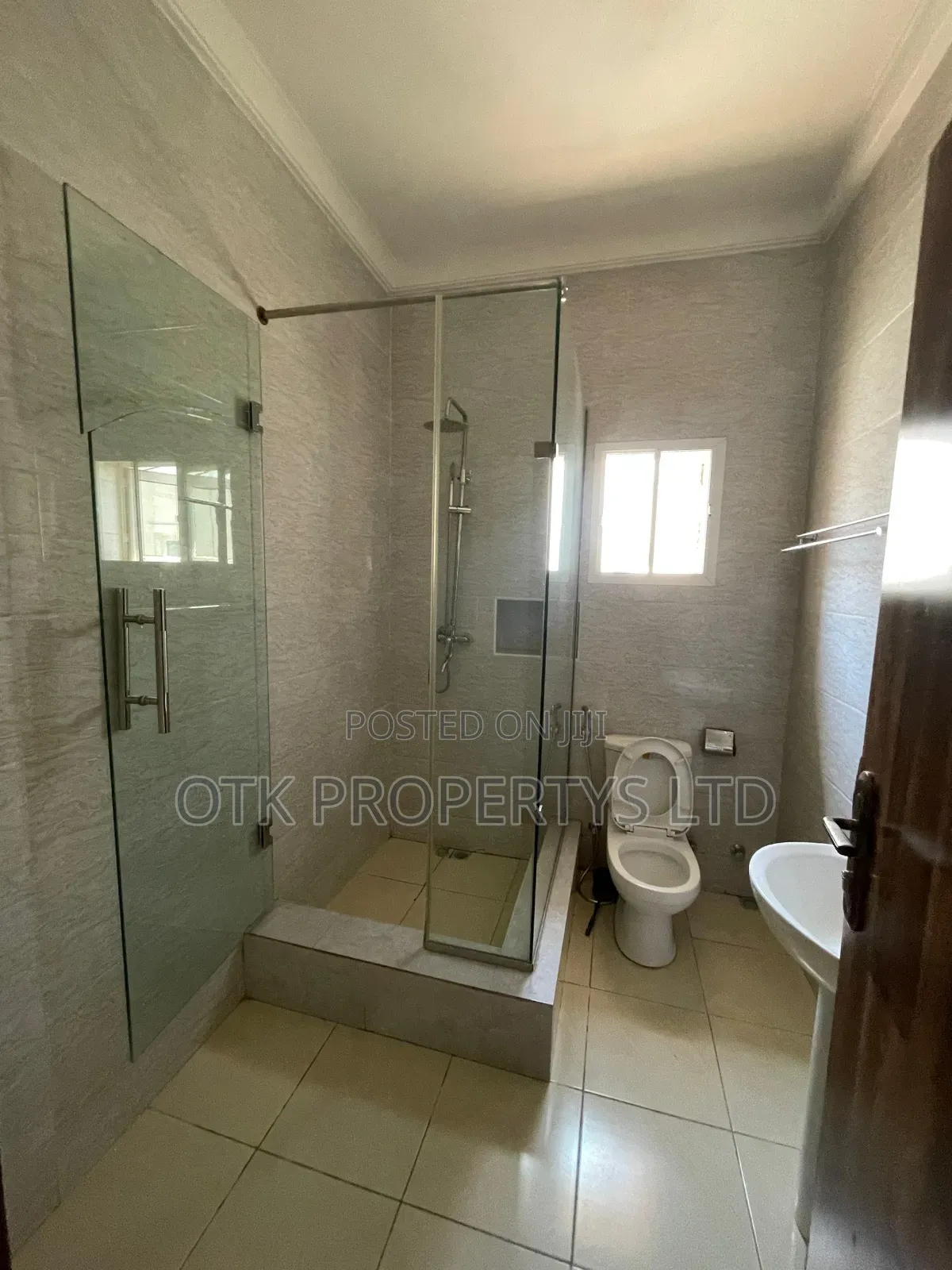 4bdrm Duplex in Rosewood Garden for rent in Mabushi