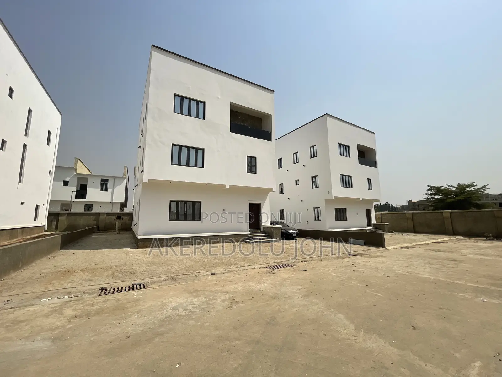 5bdrm Duplex in Kado for sale in Kado
