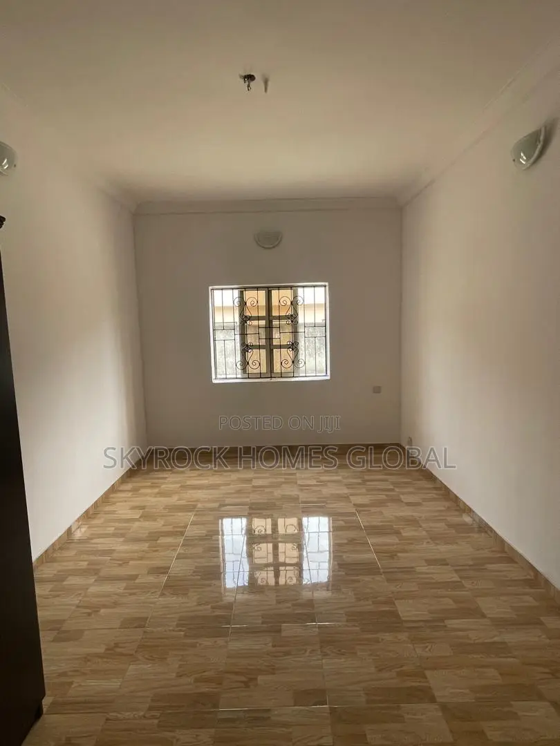 1bdrm Apartment in Agungi for rent in Agungi