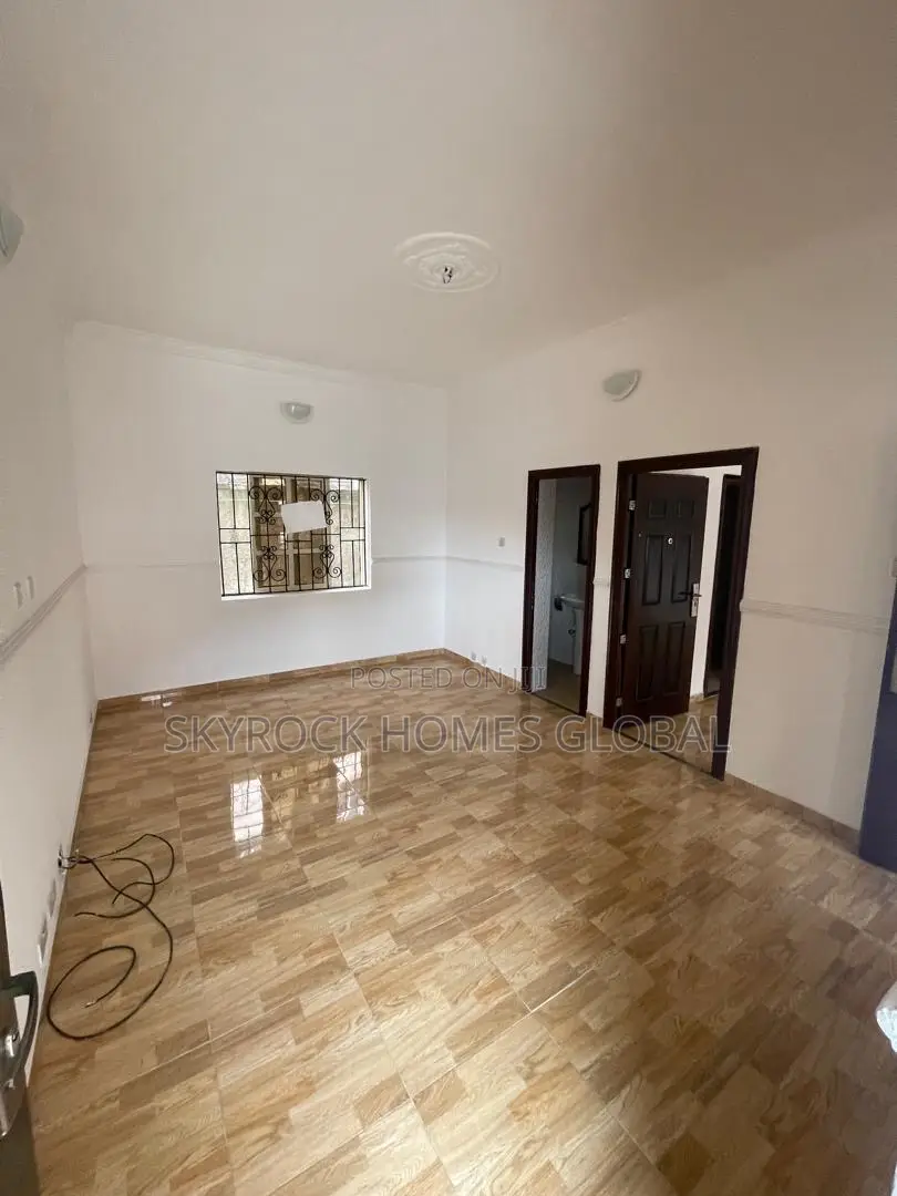 1bdrm Apartment in Agungi for rent in Agungi