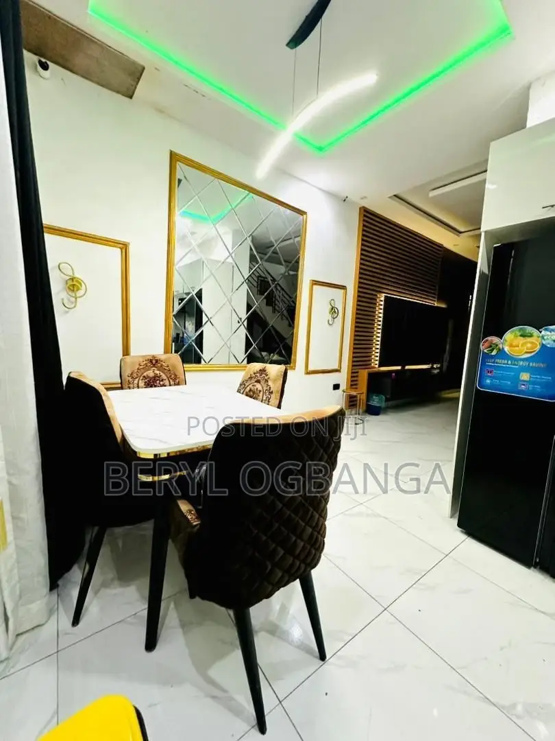2bdrm Apartment in Lekki Phase 2 for sale in Lekki Phase 2
