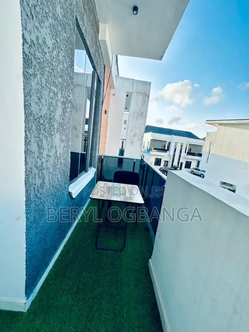 2bdrm Apartment in Lekki Phase 2 for sale in Lekki Phase 2