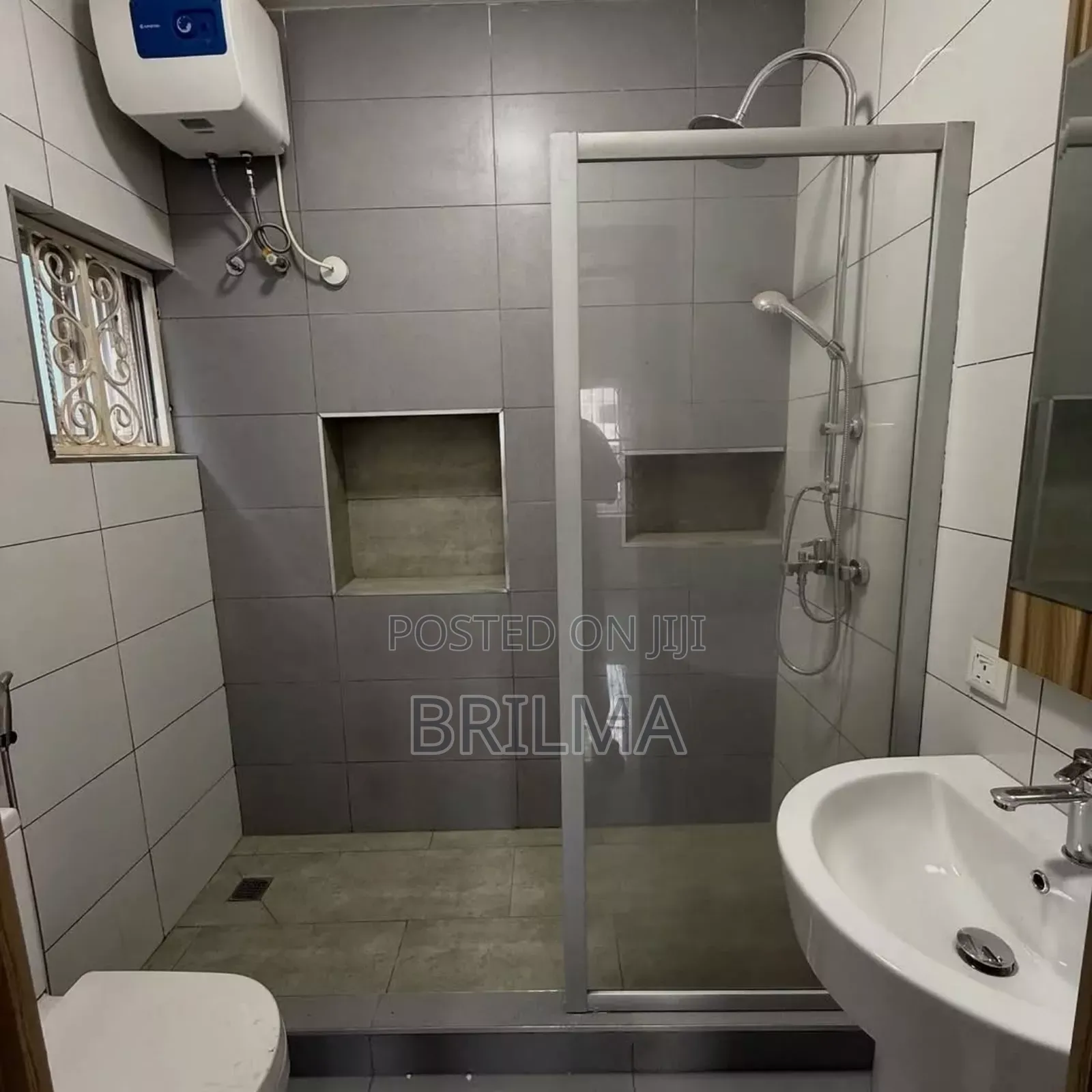 4bdrm Townhouse/Terrace in Durumi for sale in Durumi