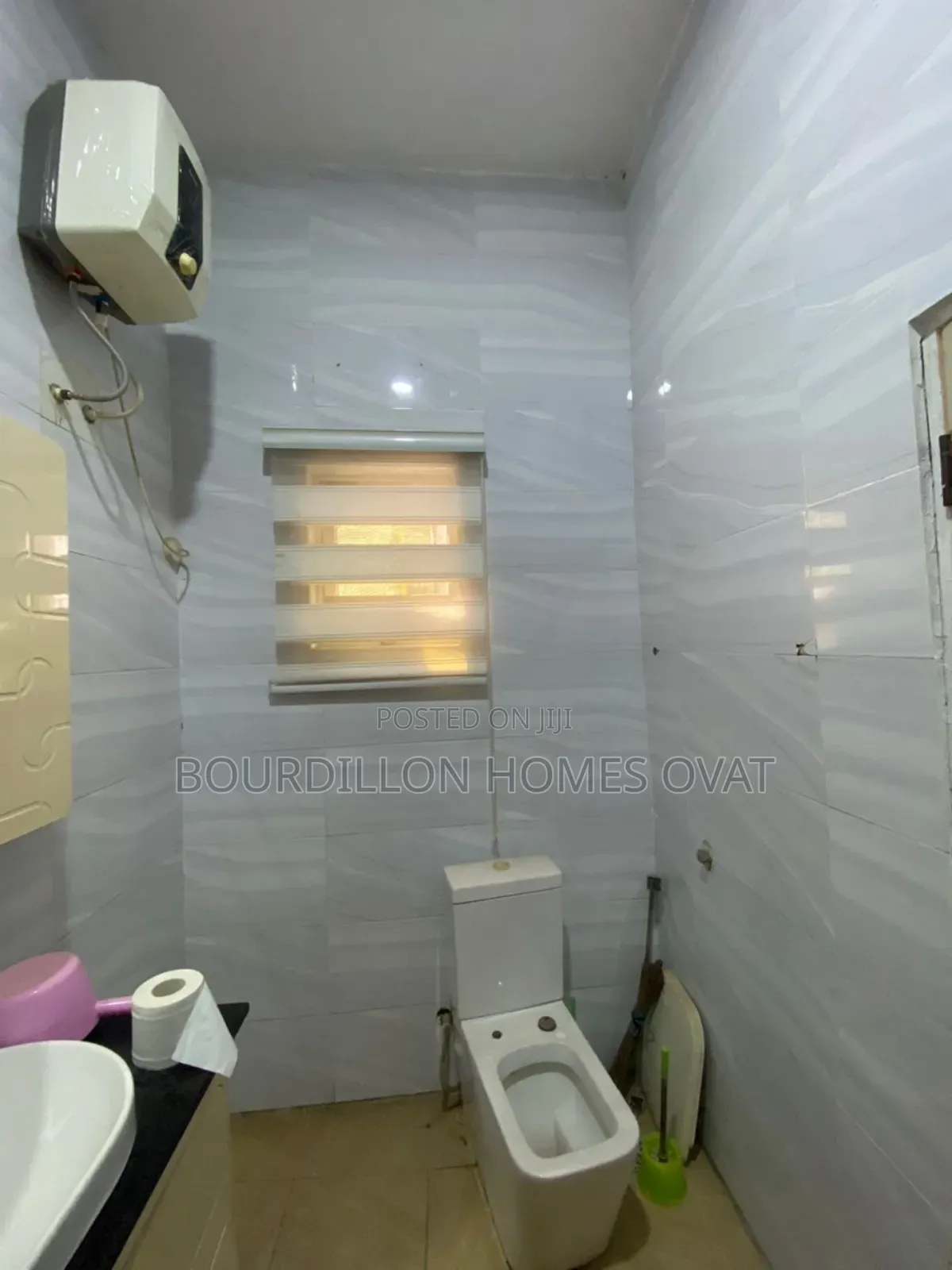 4bdrm Duplex in Ikoyi Villa Estate, Ikota for rent in Ikota