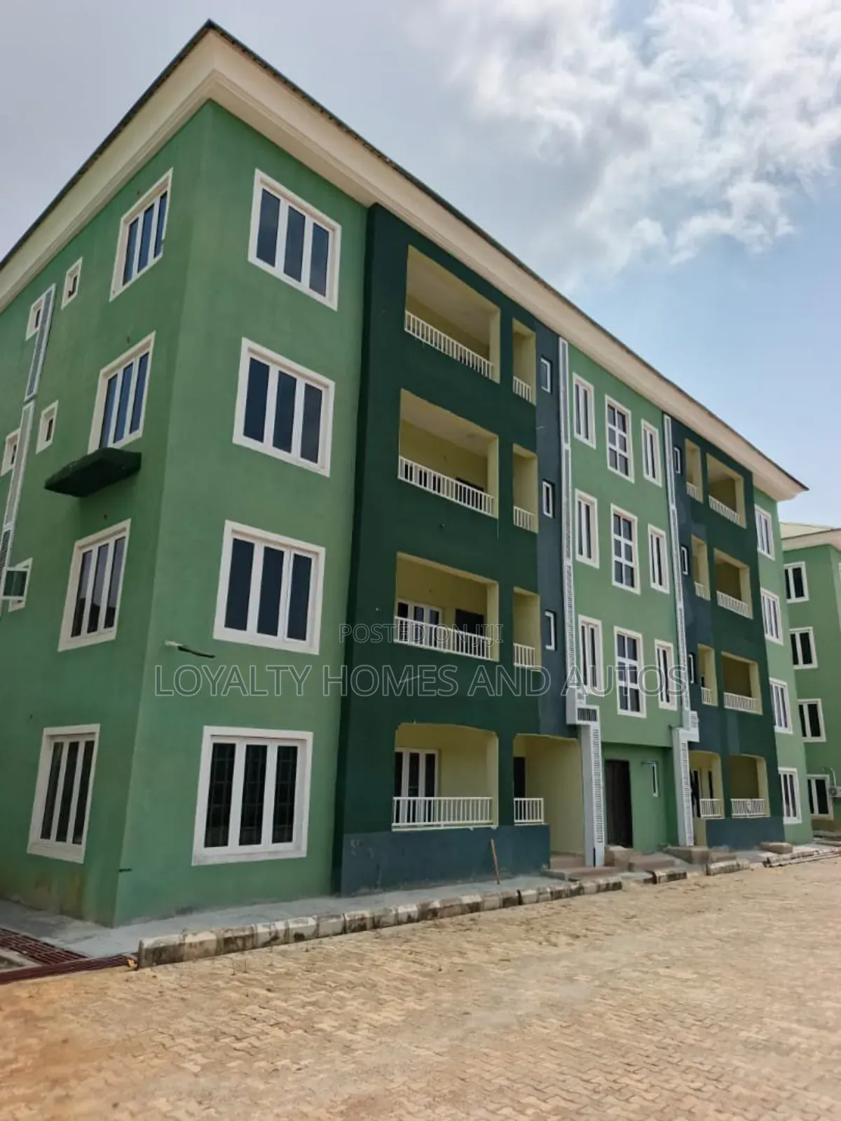 3bdrm Apartment in Ipaja for sale in Ipaja