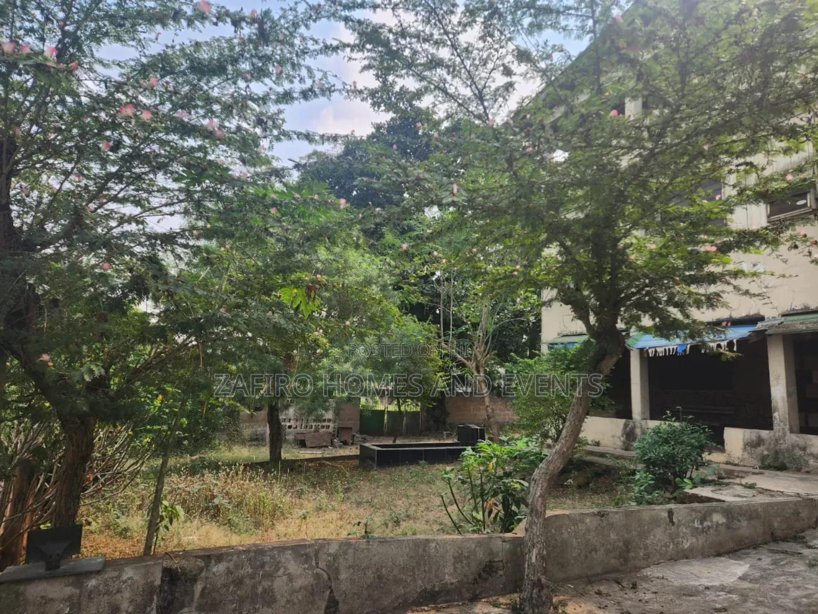 11bdrm Block of Flats in Felele, Ibadan for sale in Ibadan