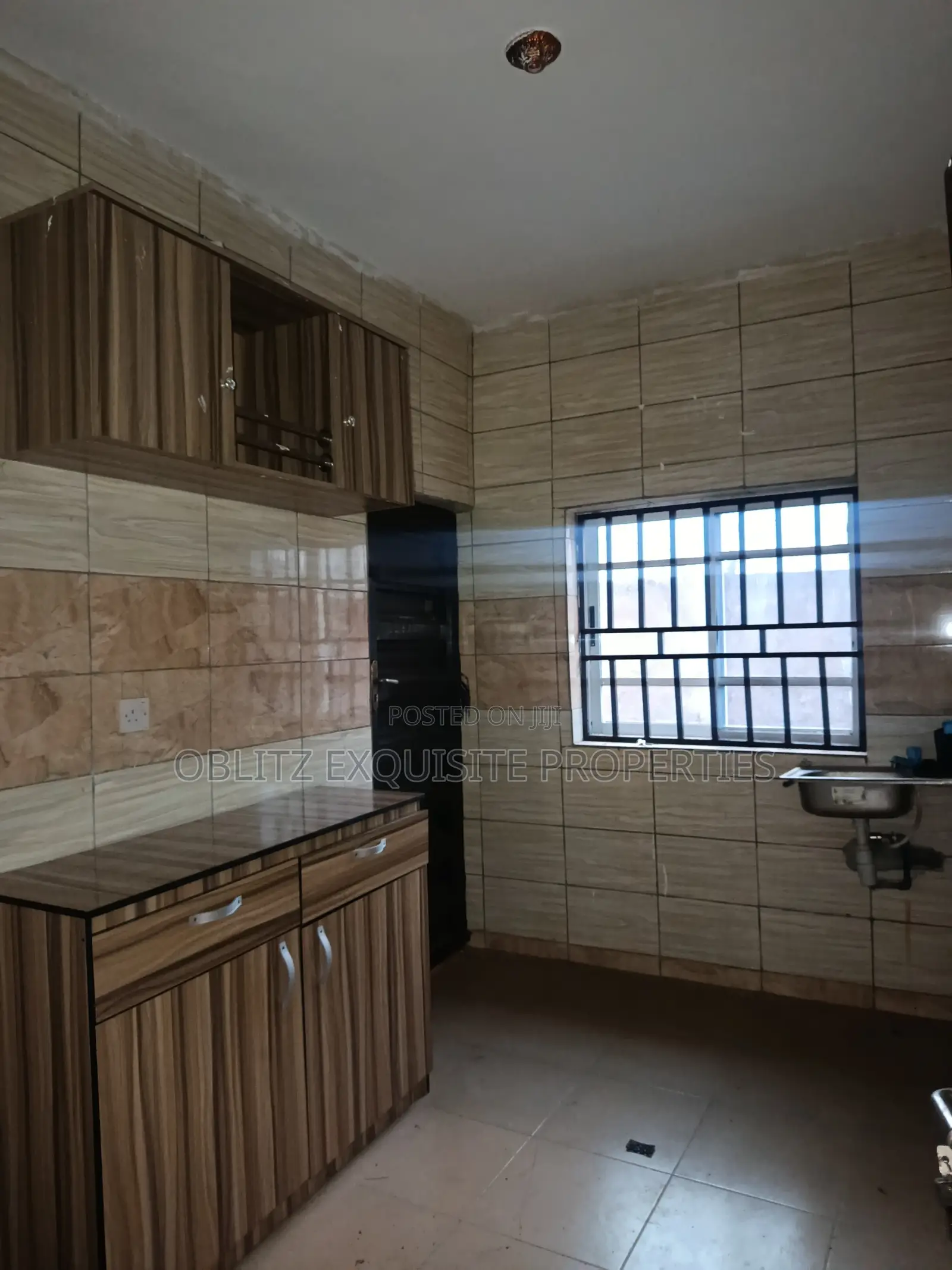 3bdrm Apartment in Pounds And Dollars, Owerri for rent in Owerri