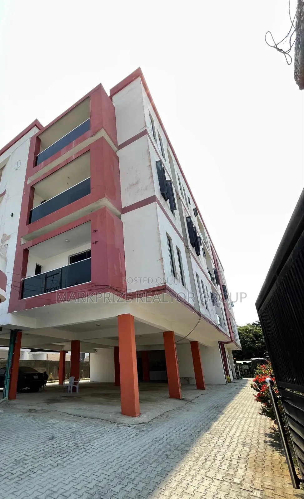 2bdrm Apartment in Ologolo Lekki Lagos for sale in Ologolo