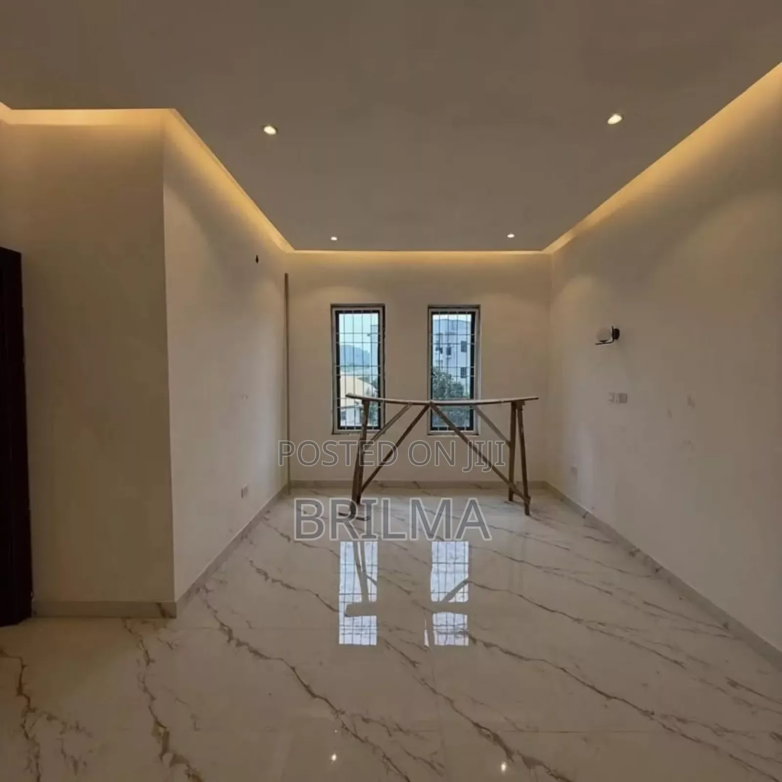 5bdrm Townhouse/Terrace in Garki for sale in Garki