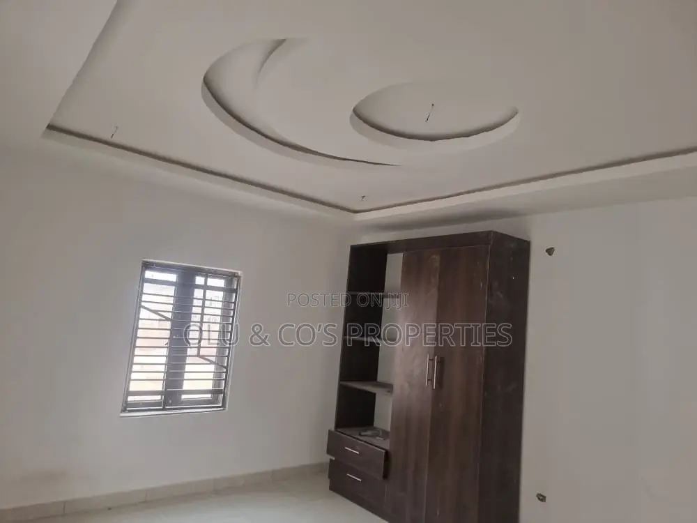 2bdrm Block of Flats in Salibest Estate, Lugbe District for rent in Lugbe District