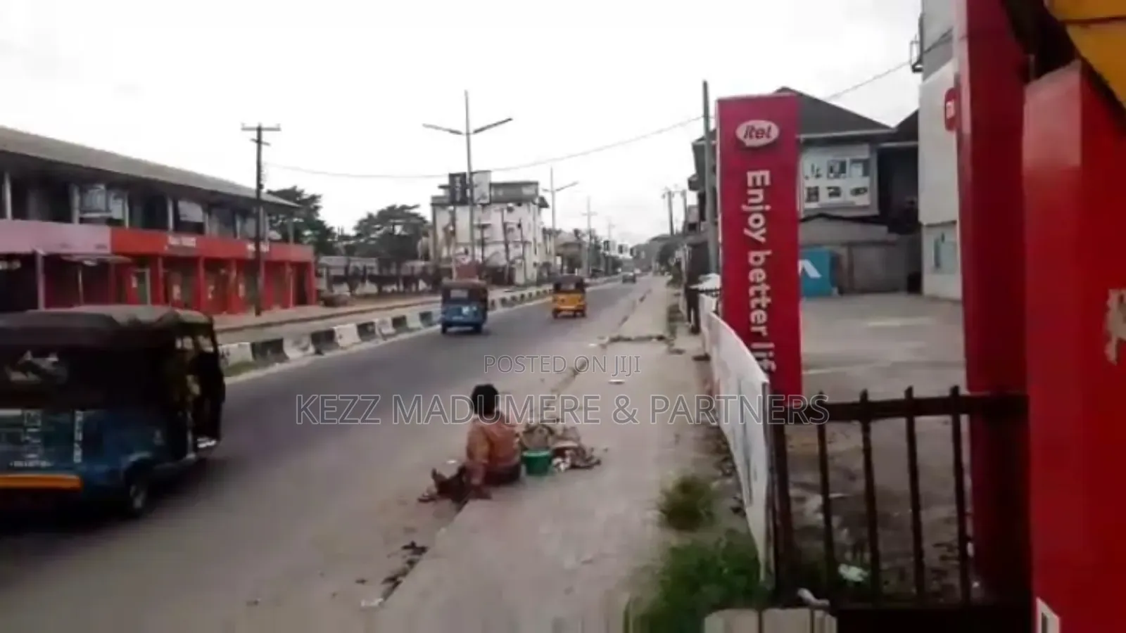 For Sale: Functional Filling Station at Rumudara,Port Harcourt in Port-Harcourt