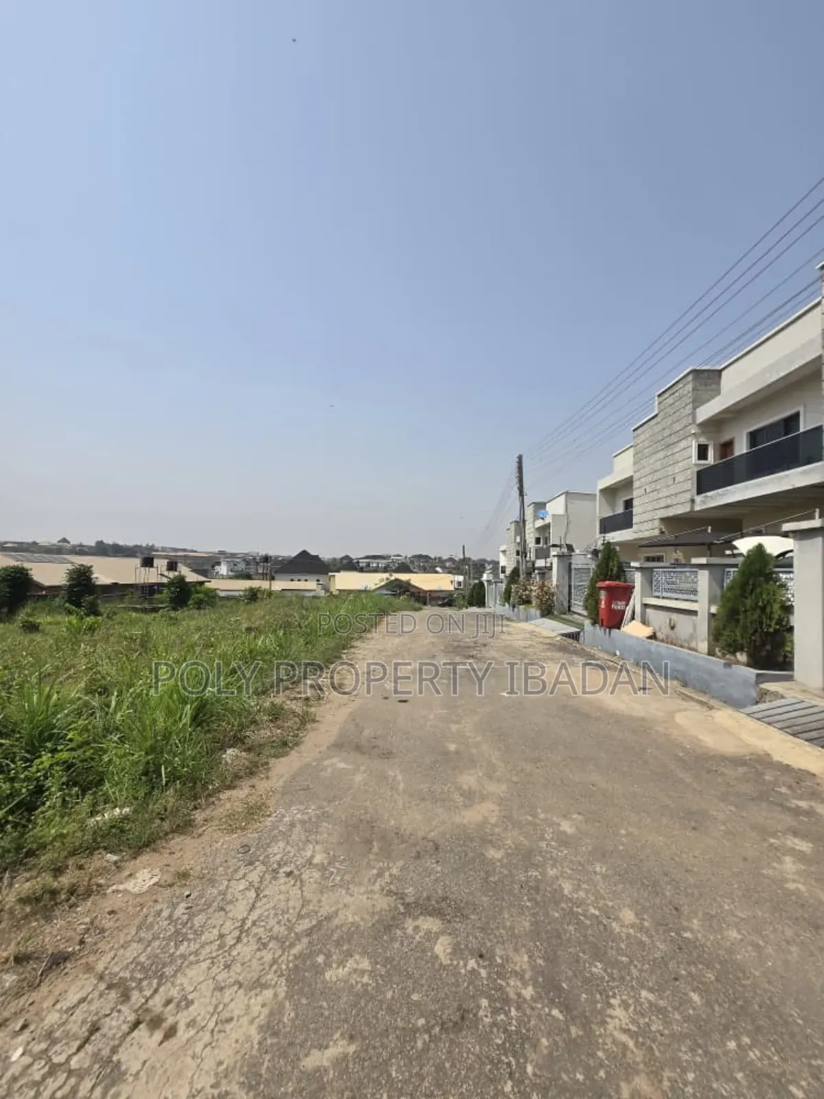 *Land for Sale in Ibadan* ■● 580 SQM Land Available for Sale in Akobo