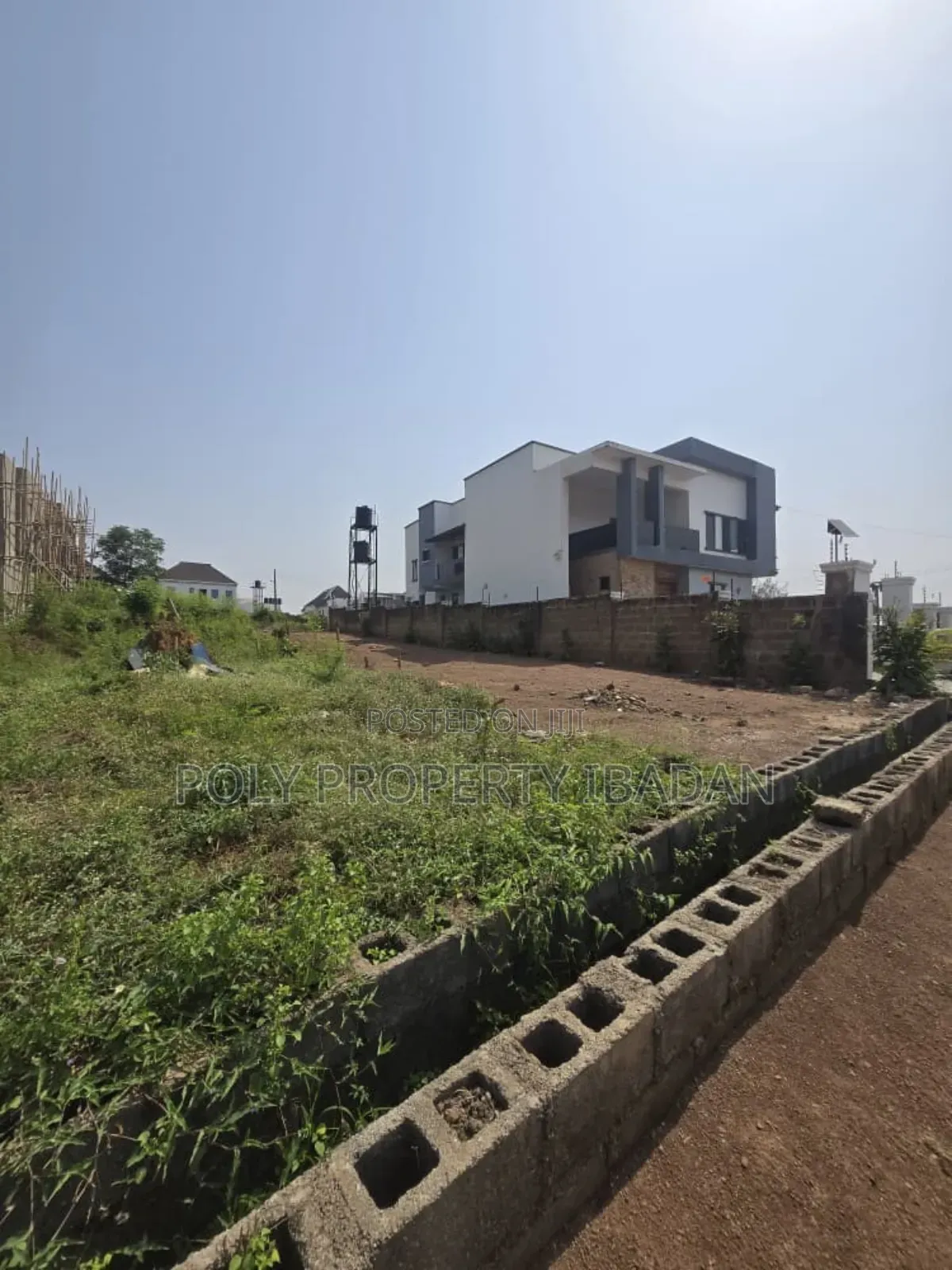 *Land for Sale in Ibadan* 617 SQM Land Available for Sale in Akobo