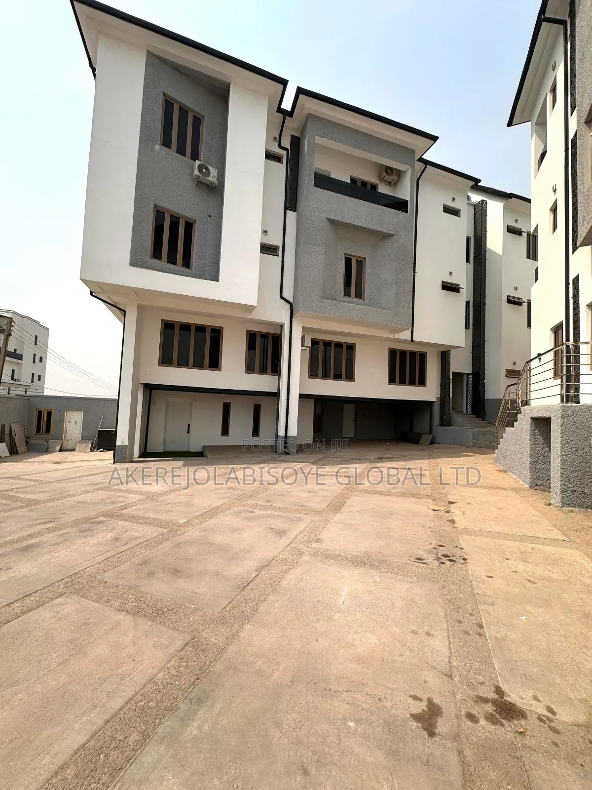 2bdrm Apartment in Guzape, Abuja for sale in Guzape District
