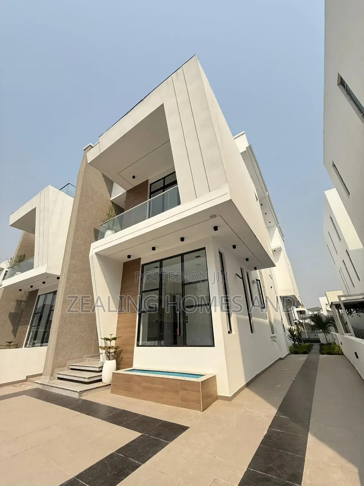 Furnished 5bdrm Duplex in Osapa London Estate for sale in Osapa london
