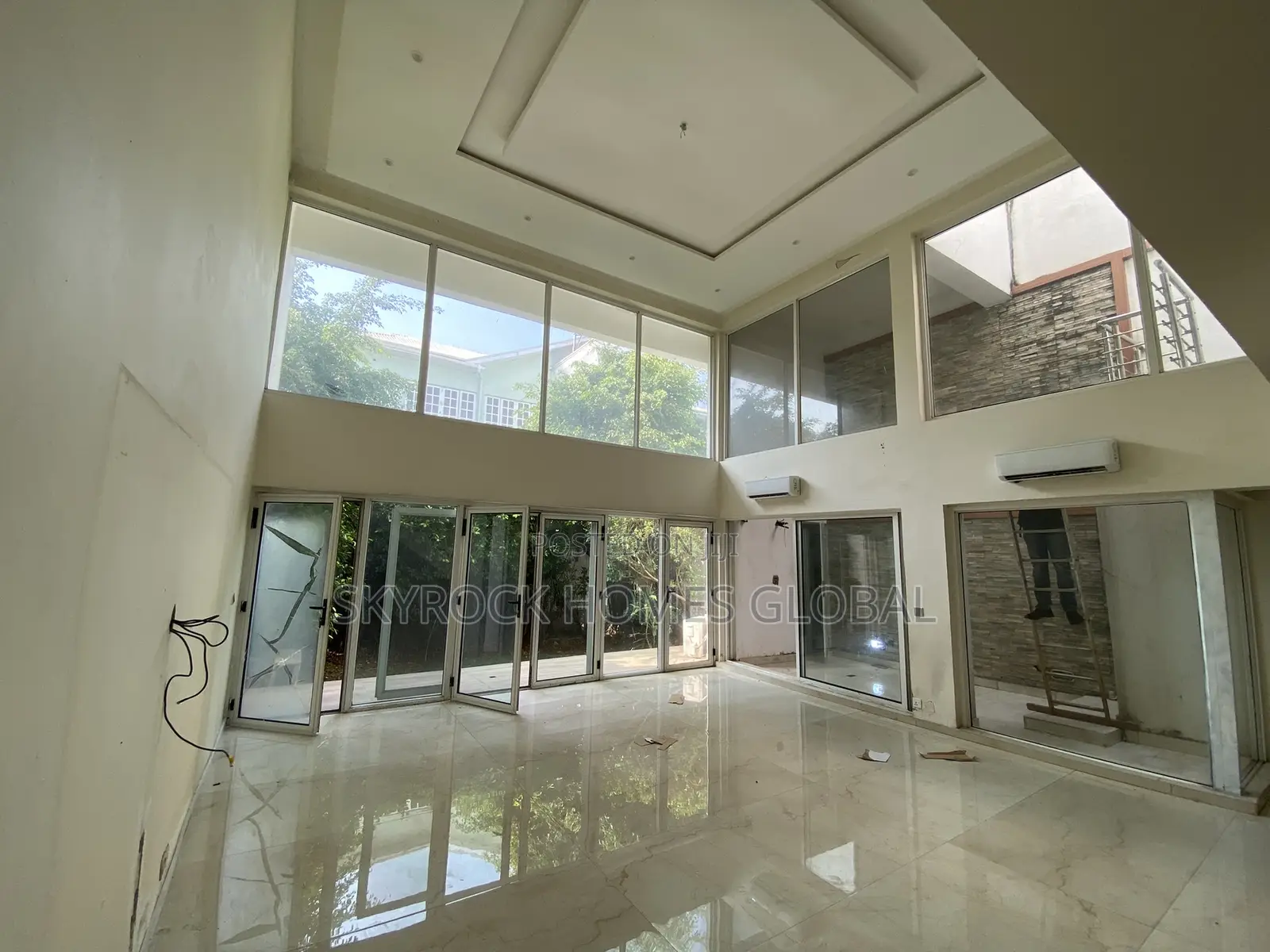 4bdrm Duplex in Parkview Estate for rent in Parkview Estate