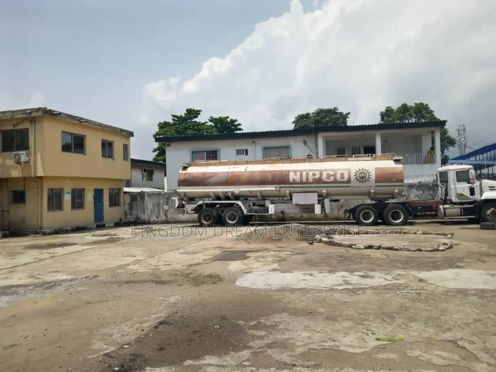 Petrol Station for Sale in Dopemu
