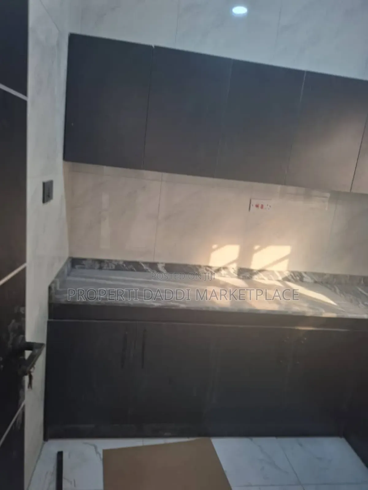 2bdrm Block of Flats in New London Estate, Baruwa for rent in Baruwa