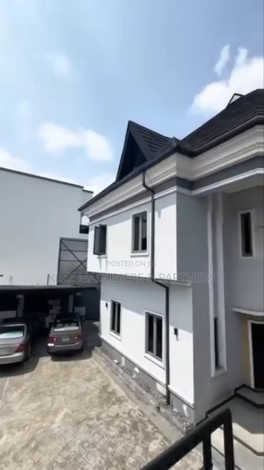 5bdrm Duplex in Stadium Road , Port for sale in Port-Harcourt