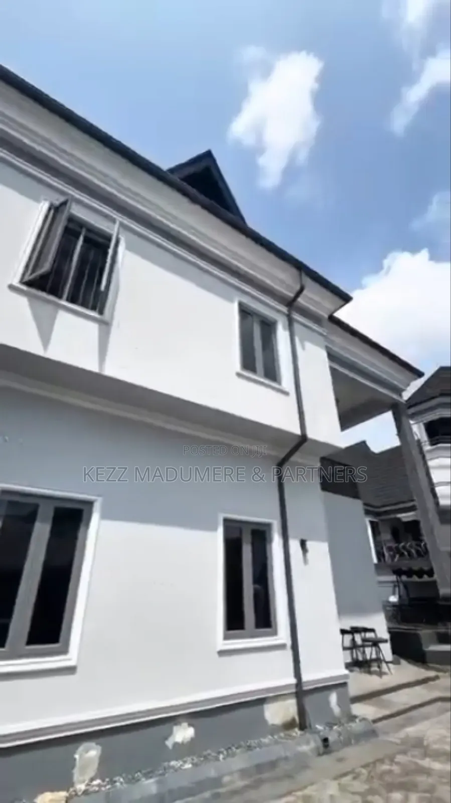 5bdrm Duplex in Stadium Road , Port for sale in Port-Harcourt