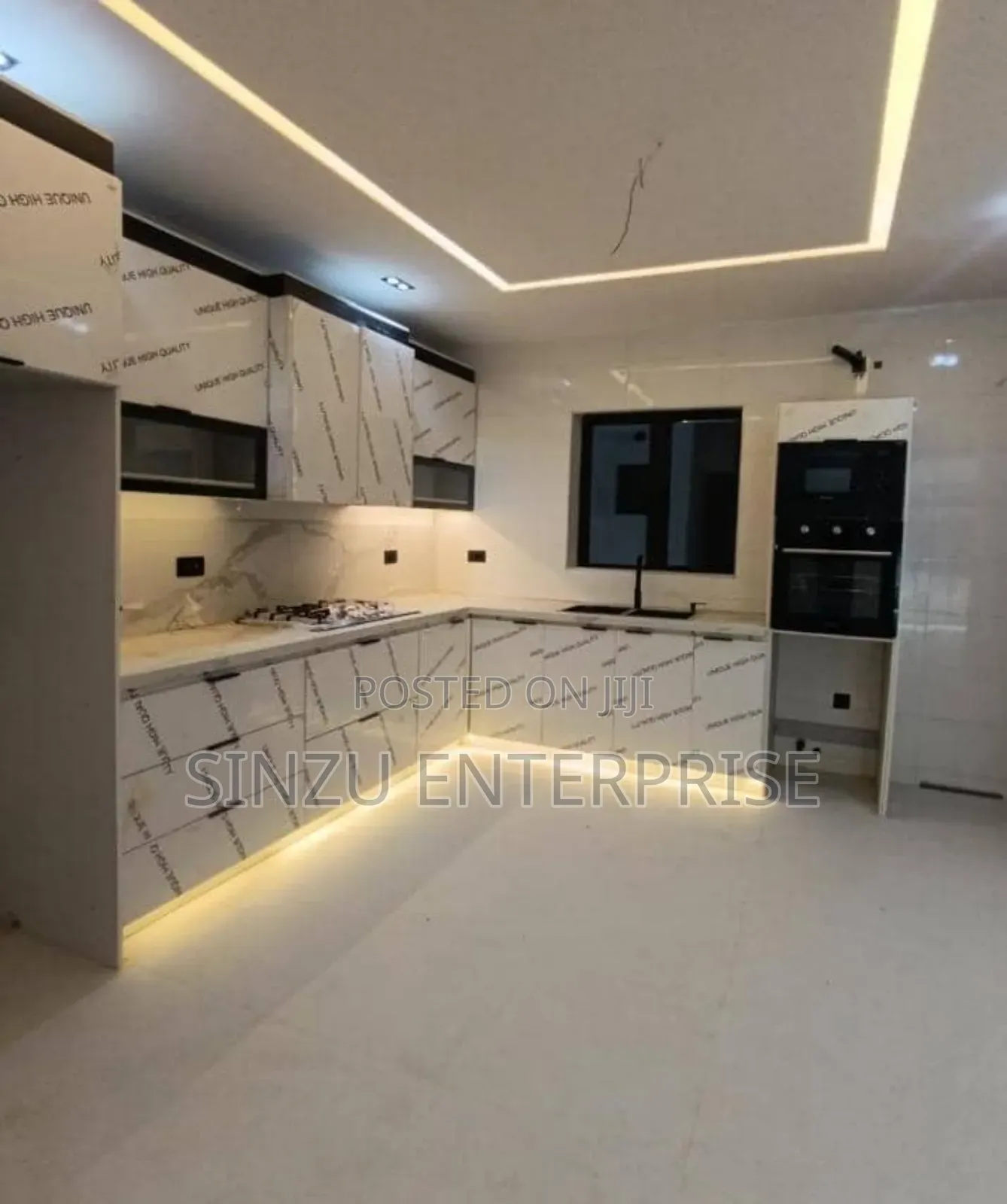 Studio Apartment in Orchid, Chevron for rent in Chevron