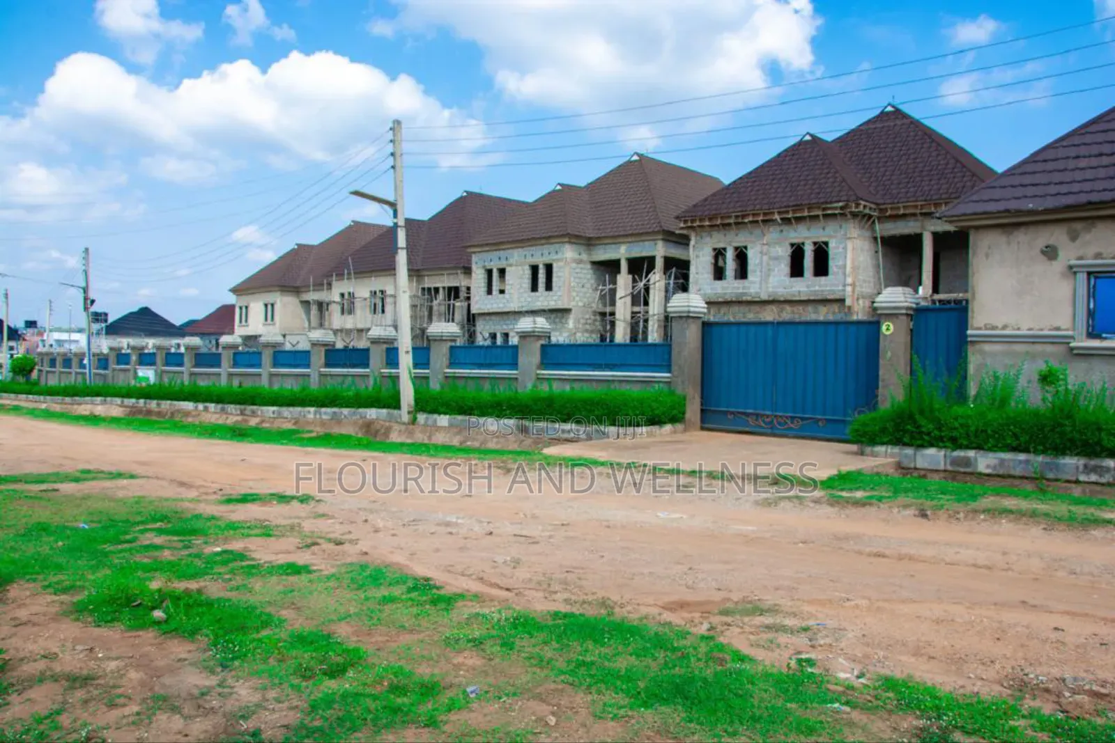 5bdrm House in Lugbe District for sale in Lugbe District