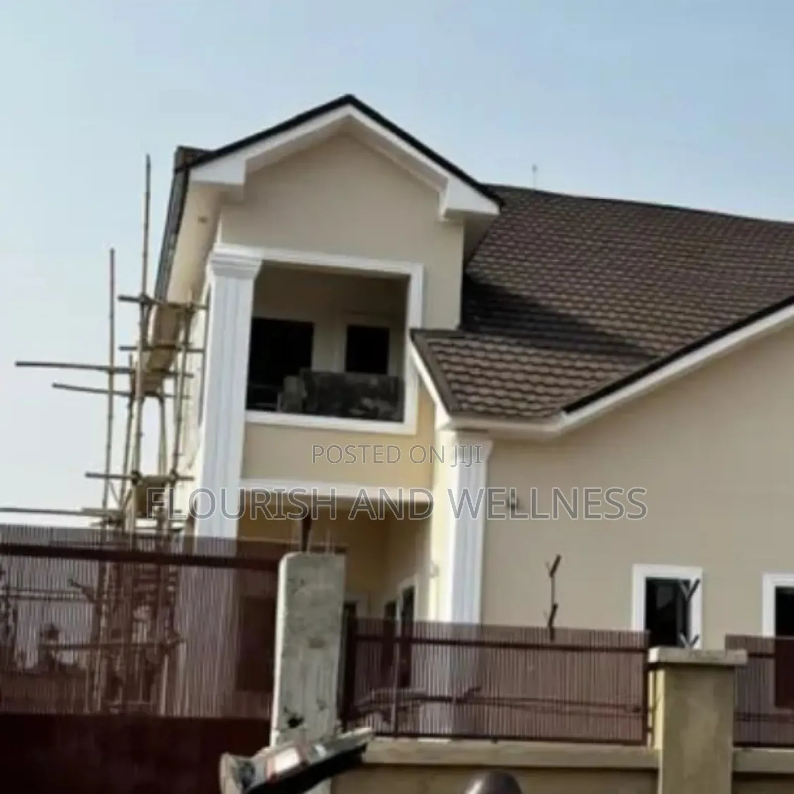5bdrm House in Lugbe District for sale in Lugbe District