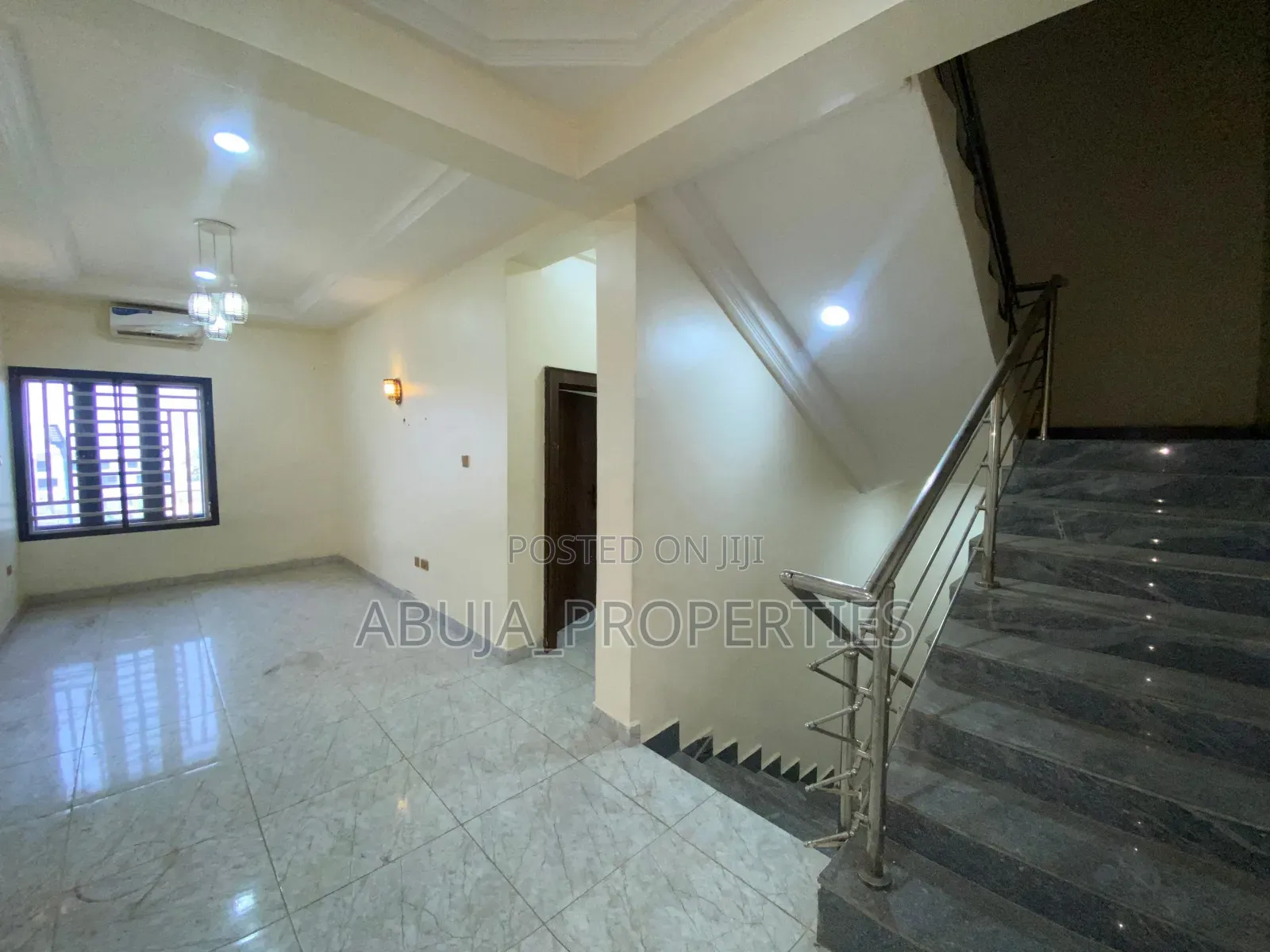 4bdrm Duplex in In A Secured Estate, Life Camp for rent in Life Camp