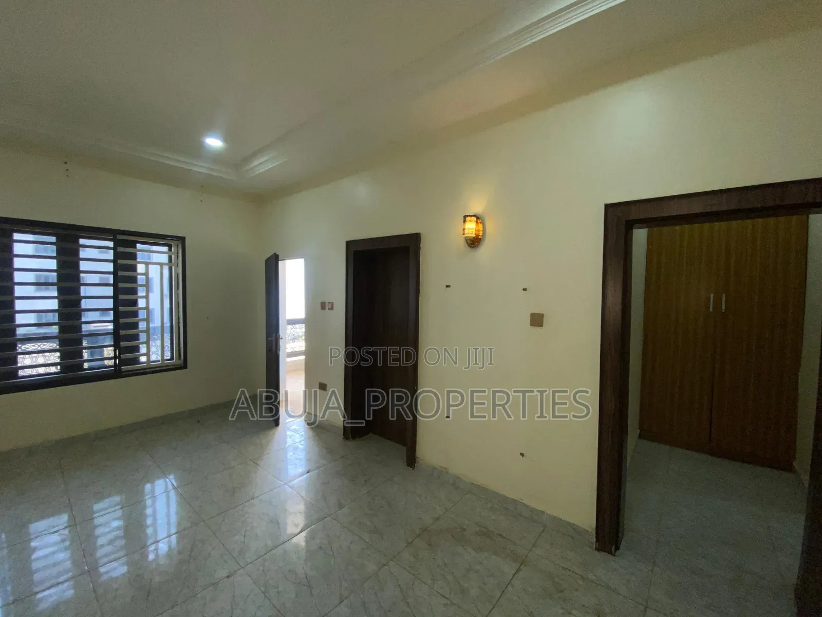 4bdrm Duplex in In A Secured Estate, Life Camp for rent in Life Camp