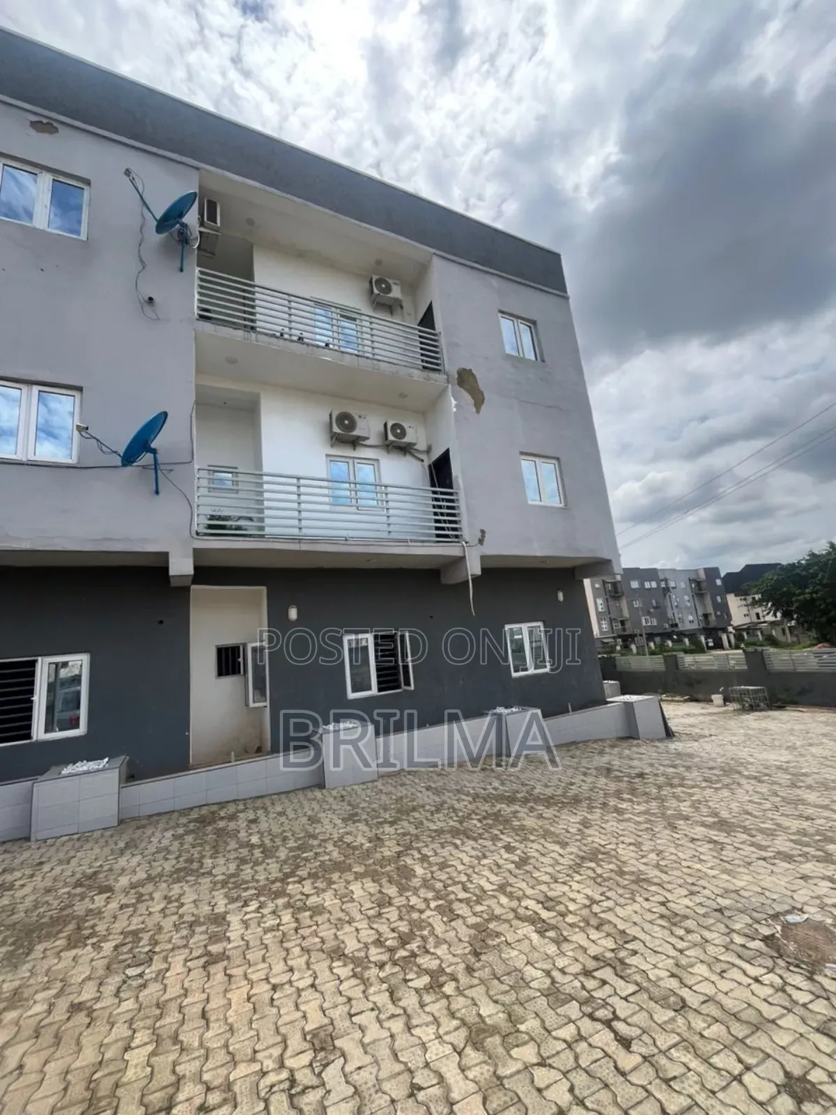 Furnished 3bdrm Block of Flats in Wuye for sale in Wuye